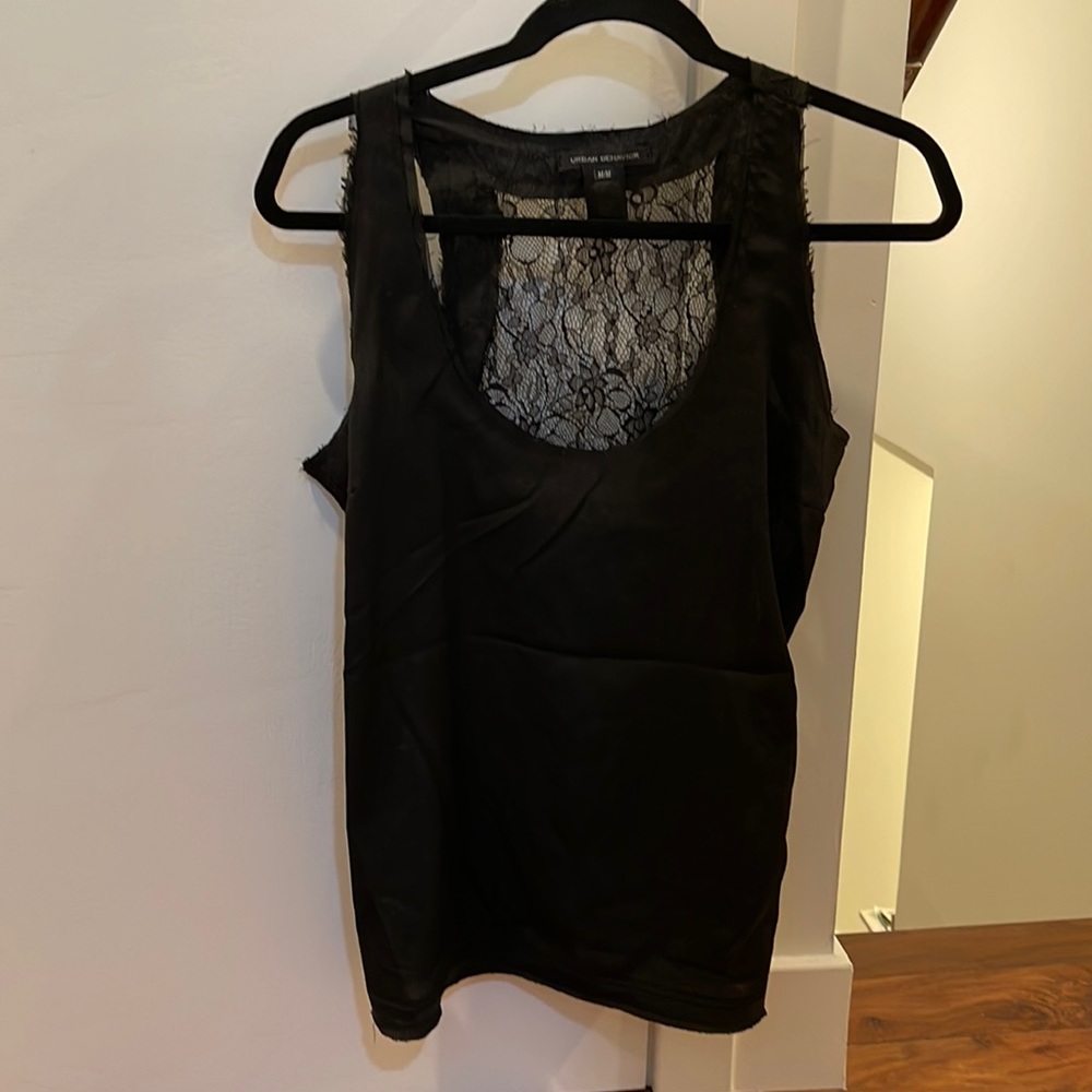 Lace back tank top